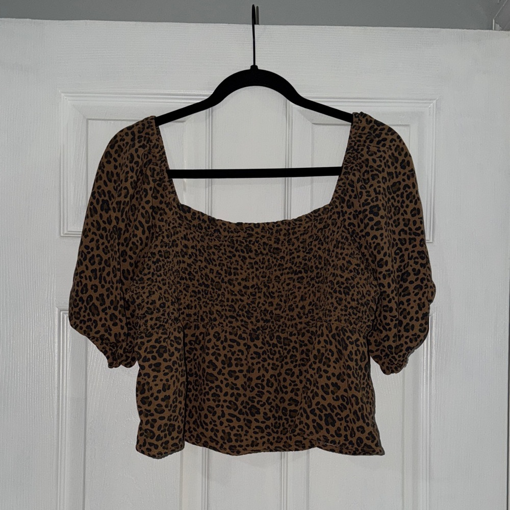 AE Leopard Smocked Puff Sleeve Babydoll Top